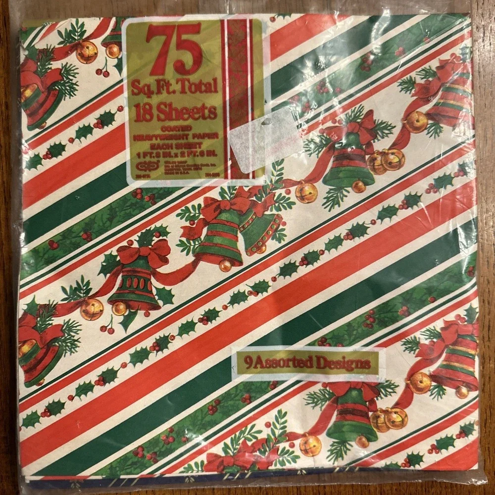 Lot Of Vtg Retro Christmas Wrapping Paper 18 Sheets 9 Fun‎ Patterns! Sealed 75sf